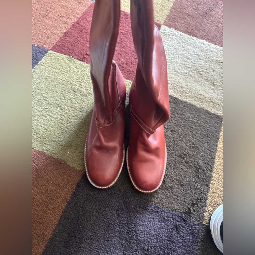Boots For Women Size 5 N. Vogue Stock# 34.4348